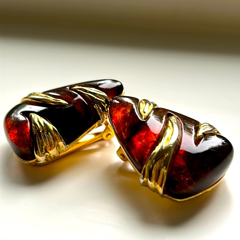 VTG Amber and Gold Tone Triangle Clip-On Earrings, 70s